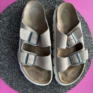 Birkenstock papillion Arizona Tan chunky sandal size 41